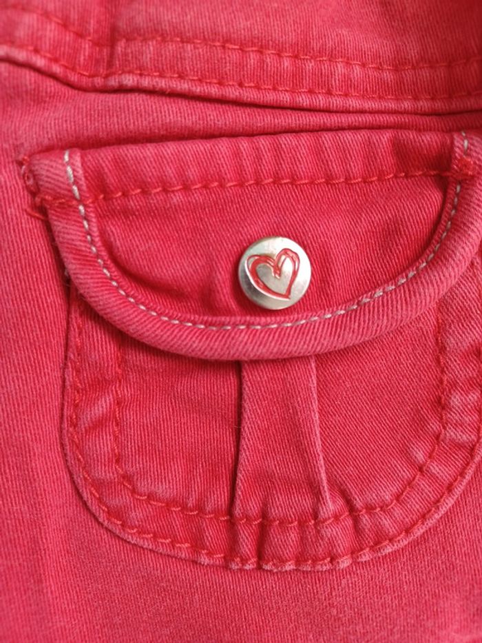 Jean rouge 12 mois - photo numéro 5