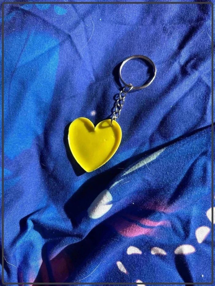 Porte clef cœur jaune - photo numéro 2
