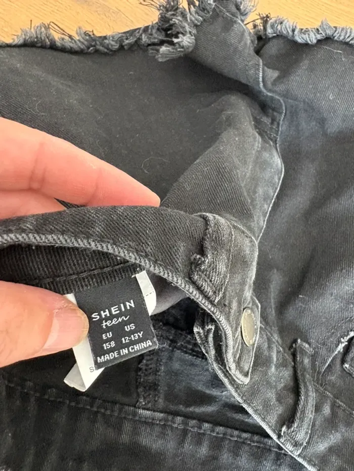 Short fille jeans noir shein 12-13 ans - photo numéro 2