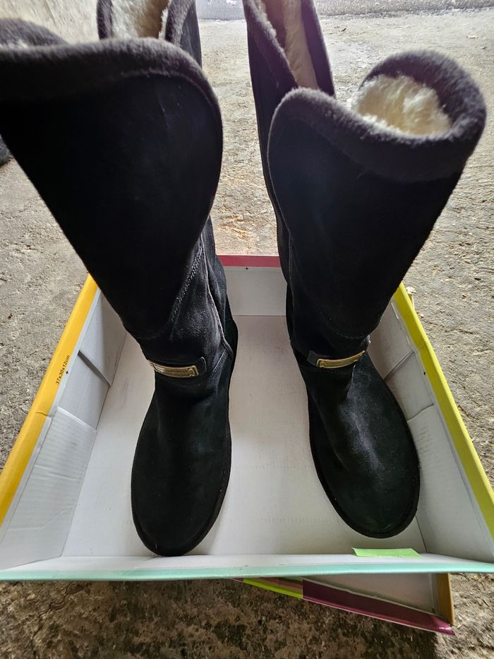 Botte fourrée tropézienne, très bon état - photo numéro 5