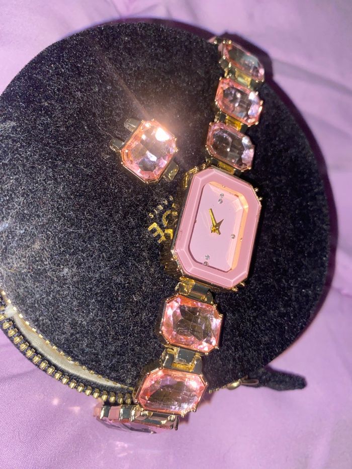 Montre pierre rose style Swarovski