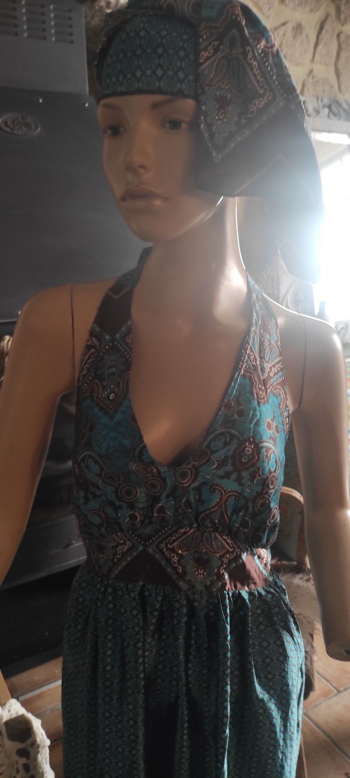 Robe en satin - photo numéro 7