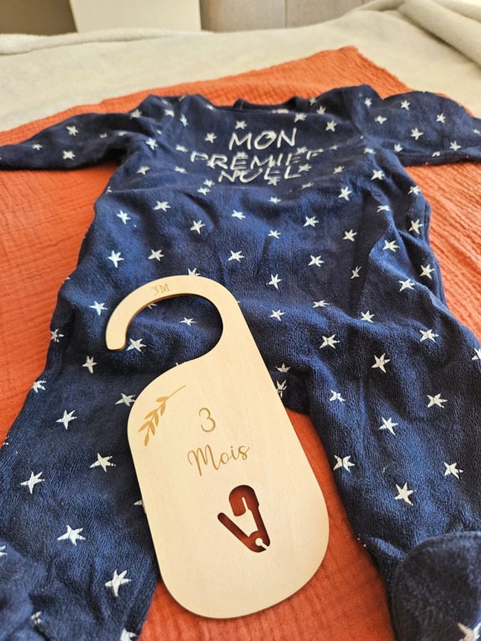 Pyjama à pois / Taille 3 mois