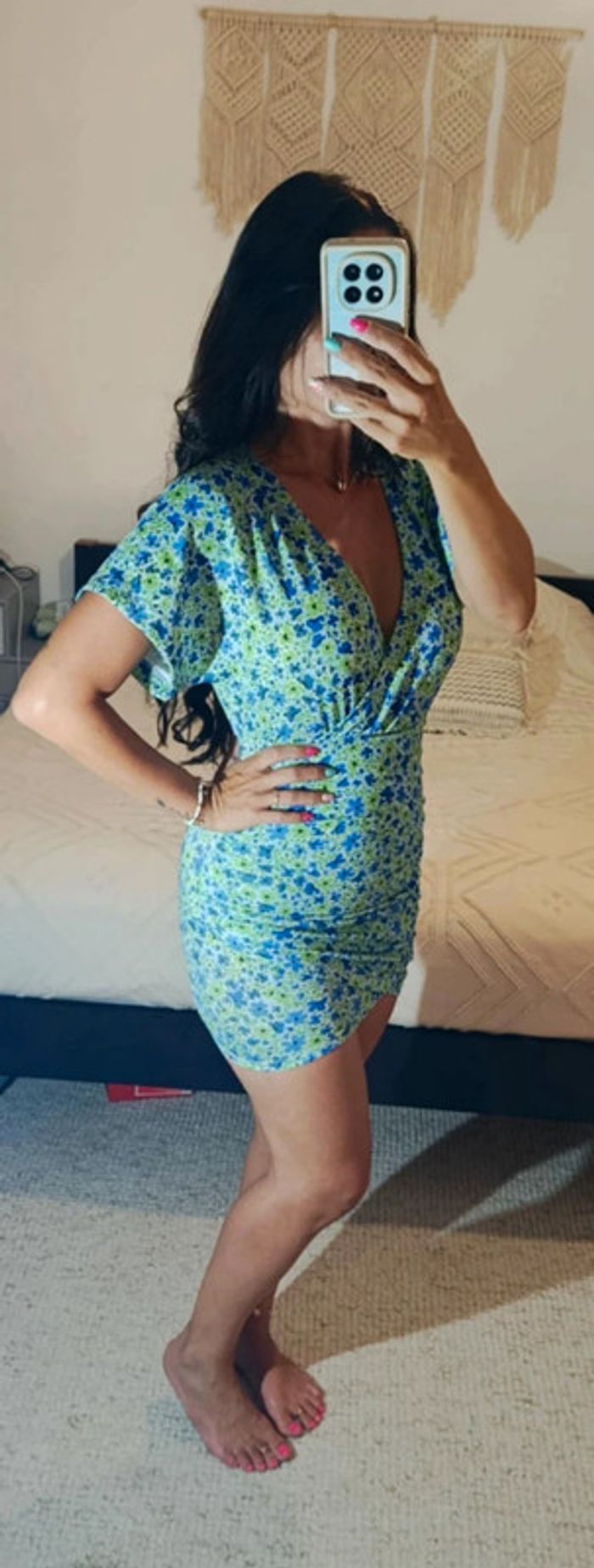 Petite robe d'été Pull & Bear vert bleu fleurs courte S stretch - photo numéro 3