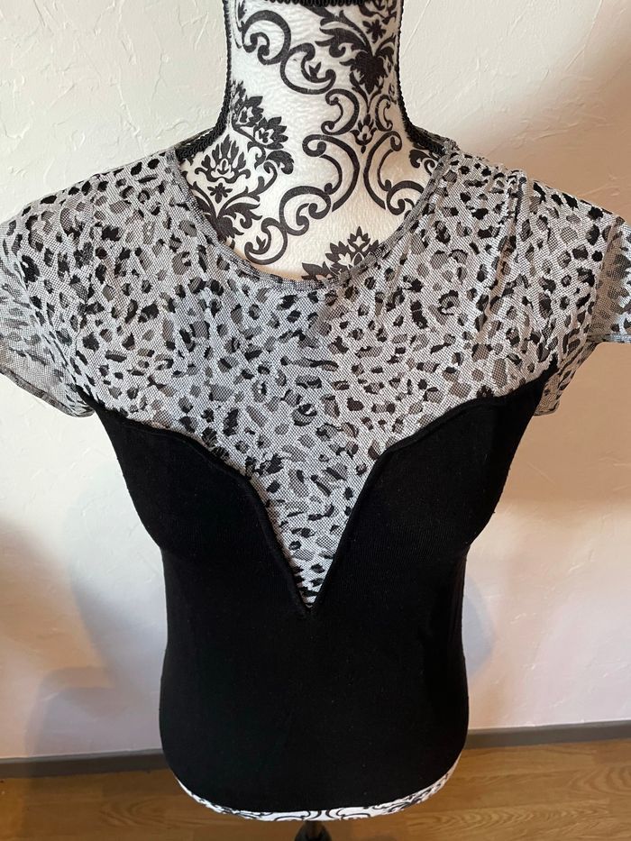 Très jolie top kookai taille XS - photo numéro 2