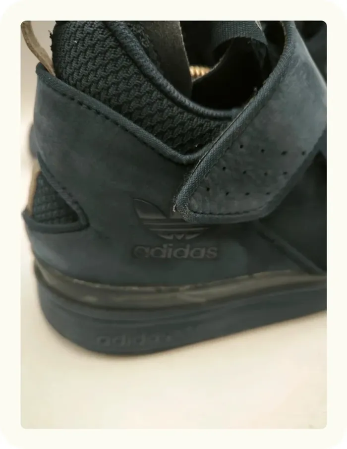 Baskets montantes homme Adidas Veritas-X Collegiate Taille 43,5 - photo numéro 5