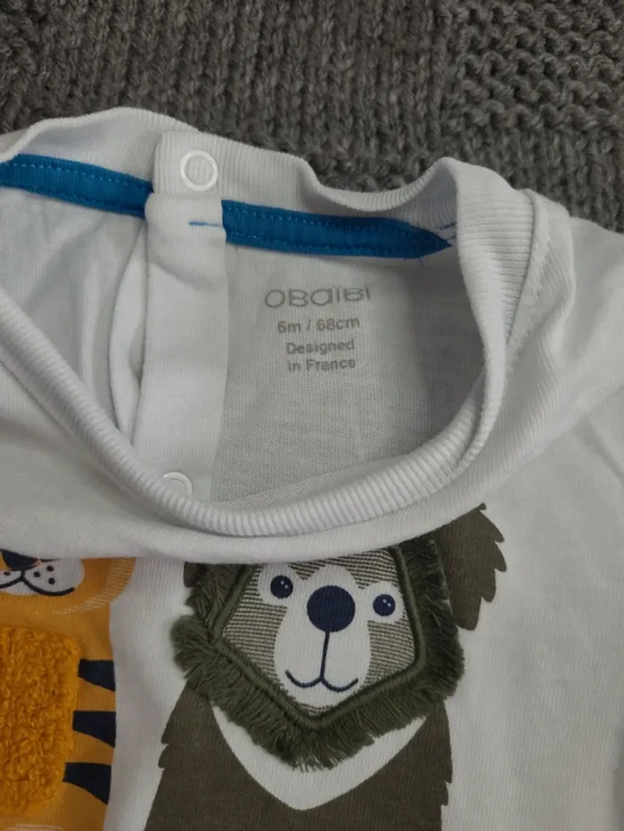👶Tee-shirt taille 6mois-68cm👶 - photo numéro 3