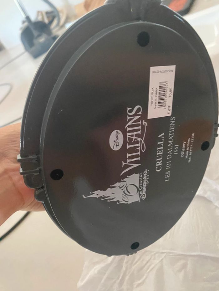 Figurine disney cruella - photo numéro 2