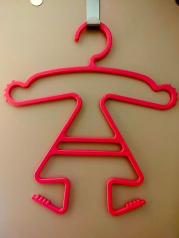 Lot de 12 cintres complet.