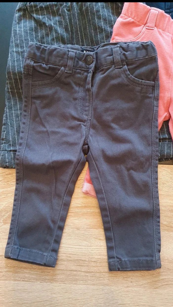 Lot de 5 pantalons 9 mois - photo numéro 2