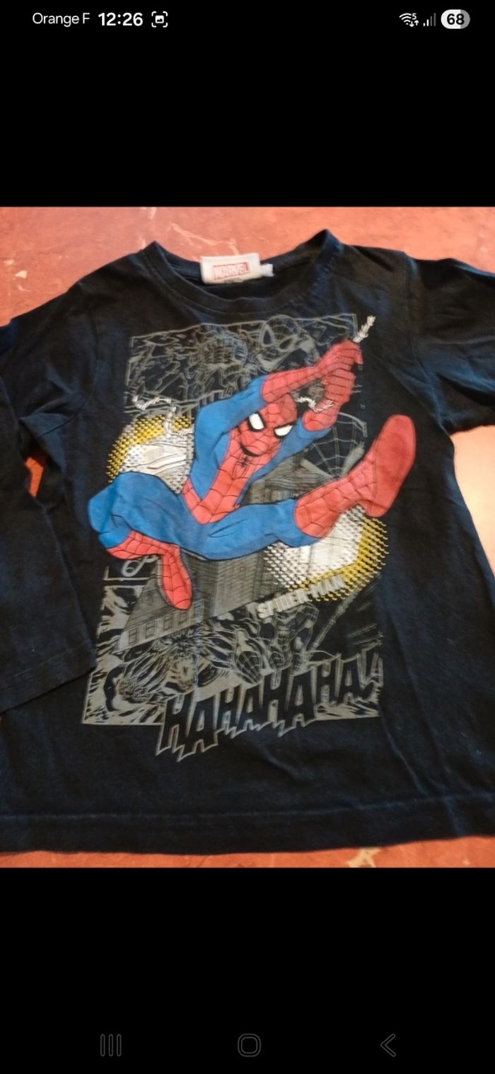 T.shirt garçon taille 4 ans - photo numéro 2