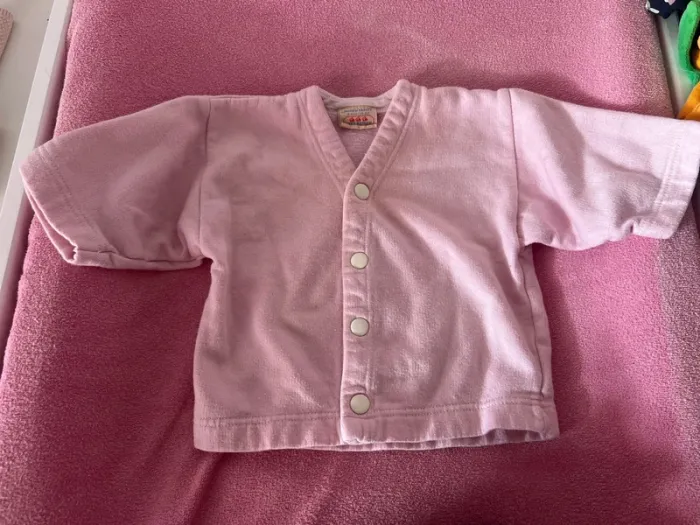 Lot de 4 gilets taille 6 mois - photo numéro 3