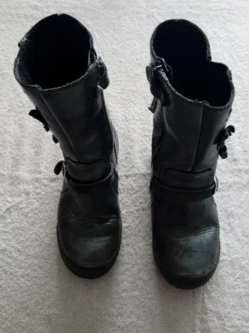 Bottes Vertbaudet  taille 30 (réf perso 44)(familleac72)