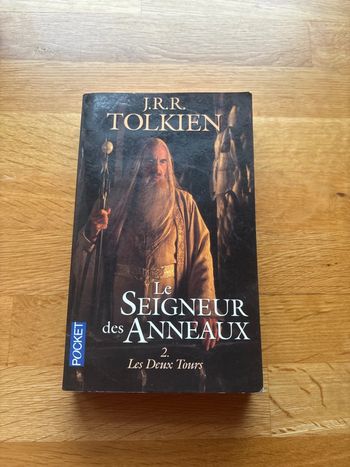 Livre le seigneur des anneaux les deux tours