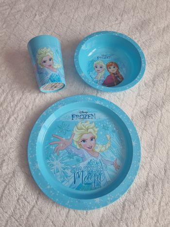 Assiette et bol et gobelet reine des neiges