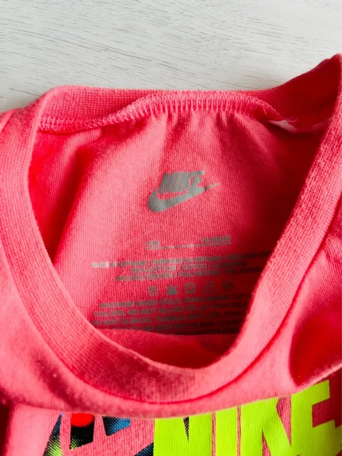 Ensemble short + tee shirt nike 12 mois - photo numéro 3