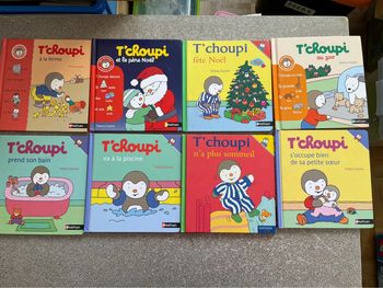 Lot de huit Tchoupi l’ami des petits