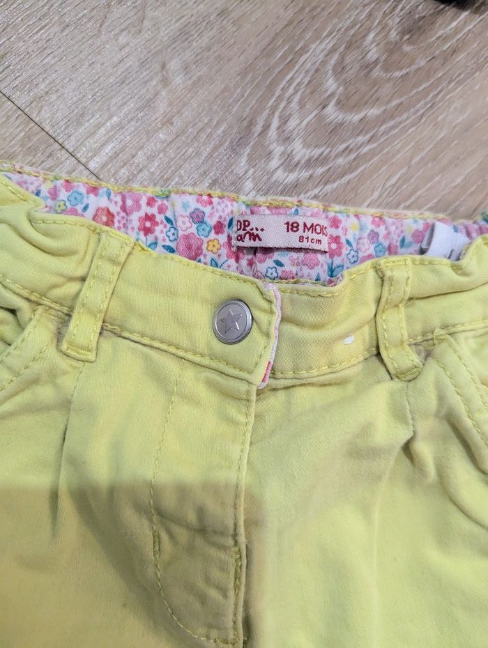 Lot 2 t-shirts, 1 pull et 1 pantalon 18 mois bebe fille - photo numéro 3