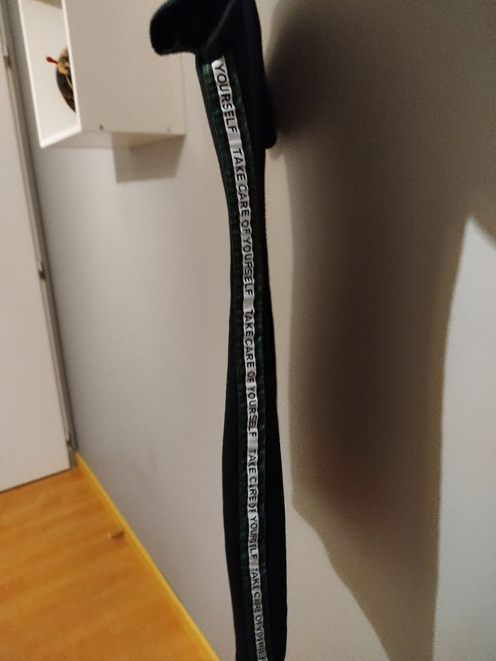 Petite robe noire taille 34 pull&bear - photo numéro 4