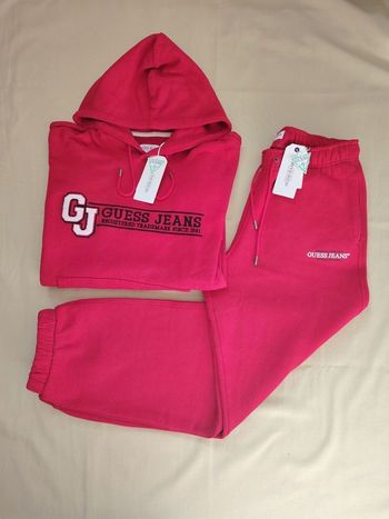 ENSEMBLE COMPLET Guess Jeans - Neuf avec étiquettes - Taille M (taille grand)