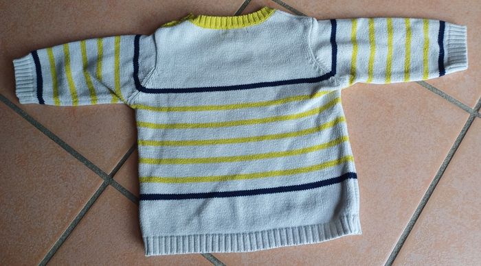 Pull 6 mois - photo numéro 2