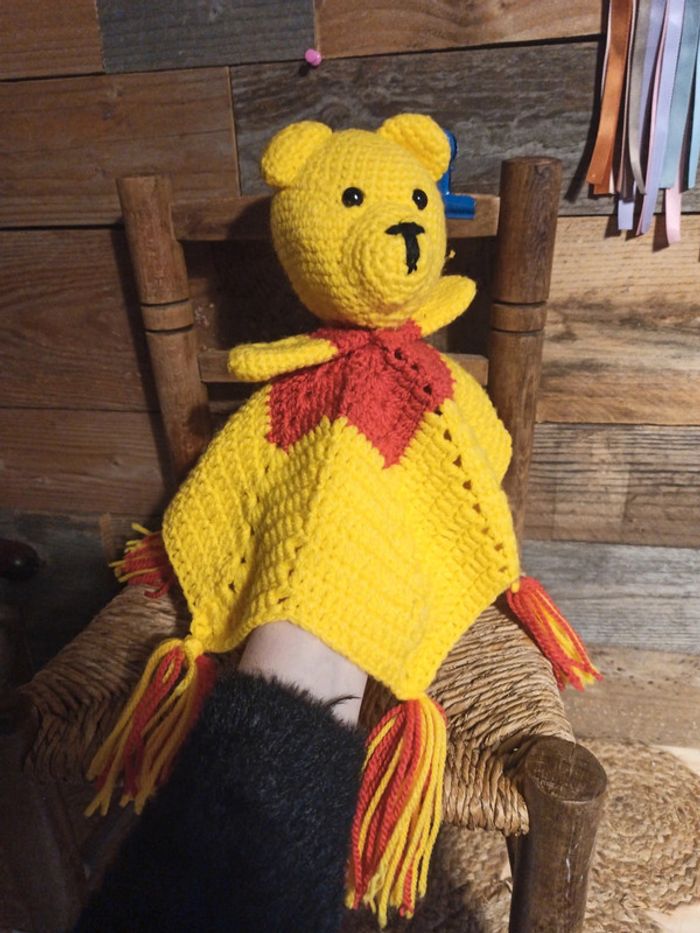 Doudou ours fait main tricoter Winnie tbe - photo numéro 4