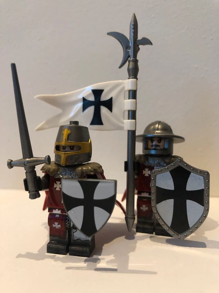 Figurine type lego 4 soldats templiers. Templiers - photo numéro 2