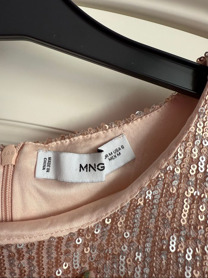 robe à paillettes - photo numéro 2