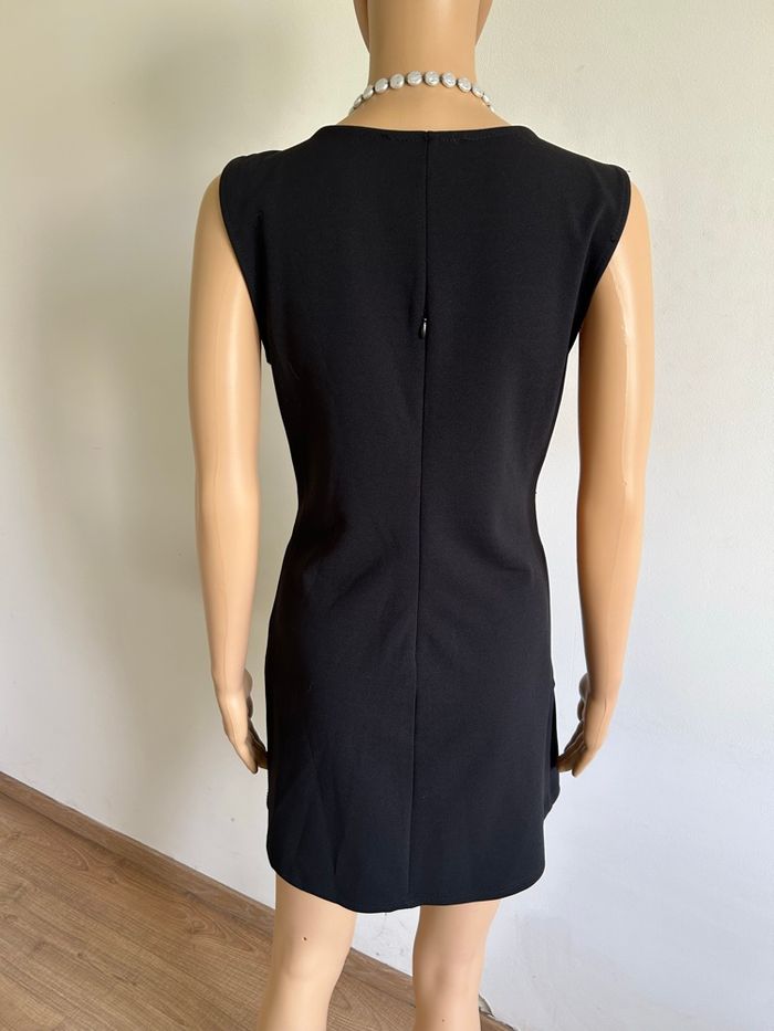 Robe noire et imprimée sans manches Rinascimento taille S jamais portée - photo numéro 5
