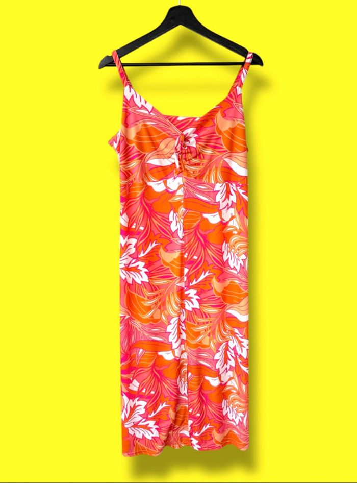 Robe fleurie correspond plutôt à un L