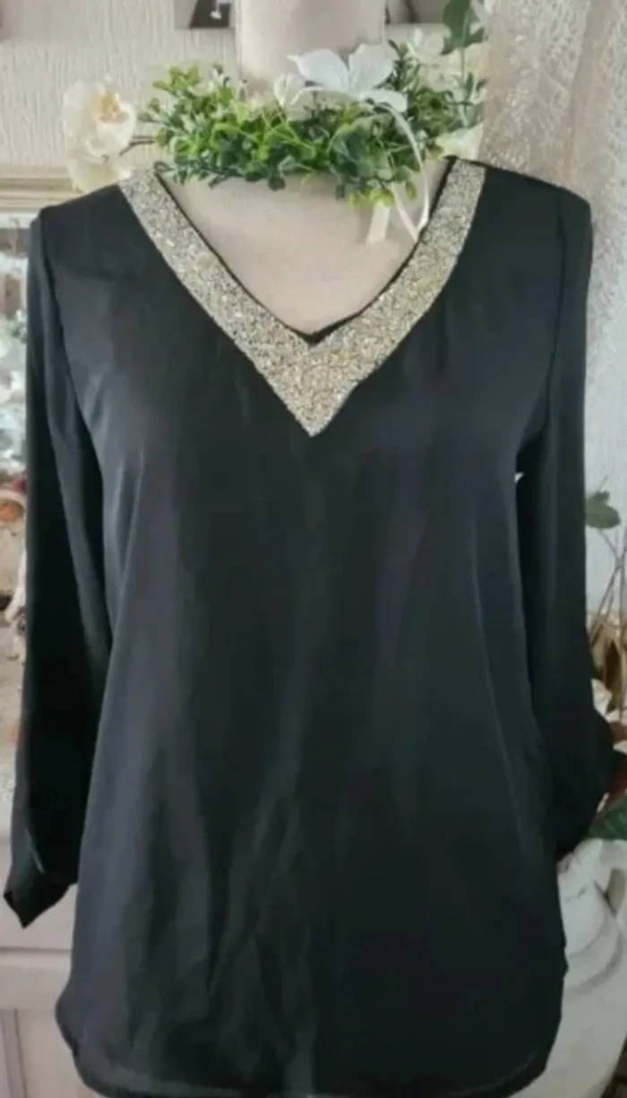 Blouse noire col V pailleté Styled In Italy Taille L (grand) Neuve - photo numéro 2