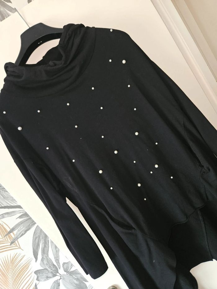 Robe pull à perles noire - photo numéro 2