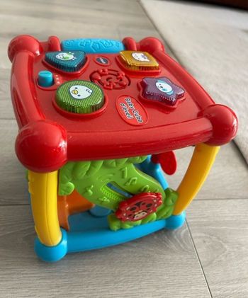 Cube d’activité vtech