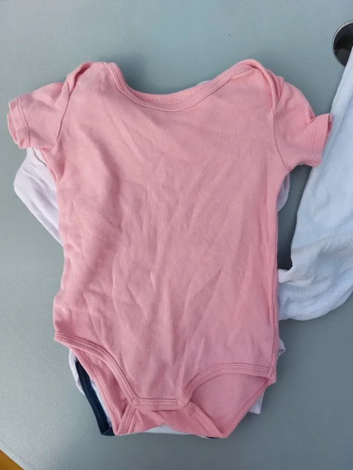 Lot 18 mois bodies pyjama grenouillère velours - photo numéro 6