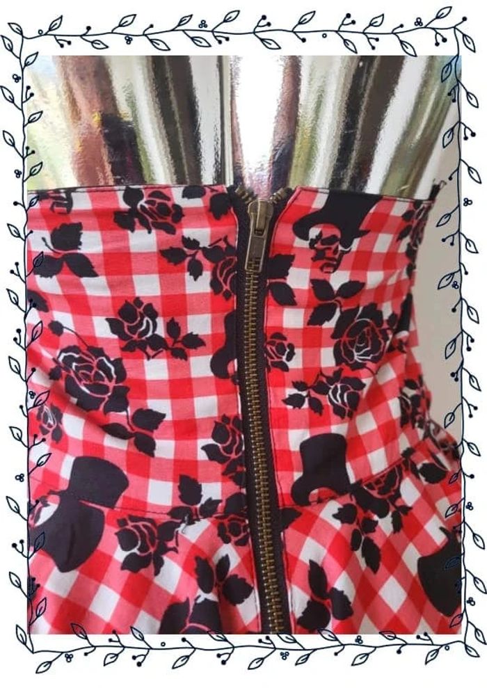 Robe vintage fleuri rétro - photo numéro 8
