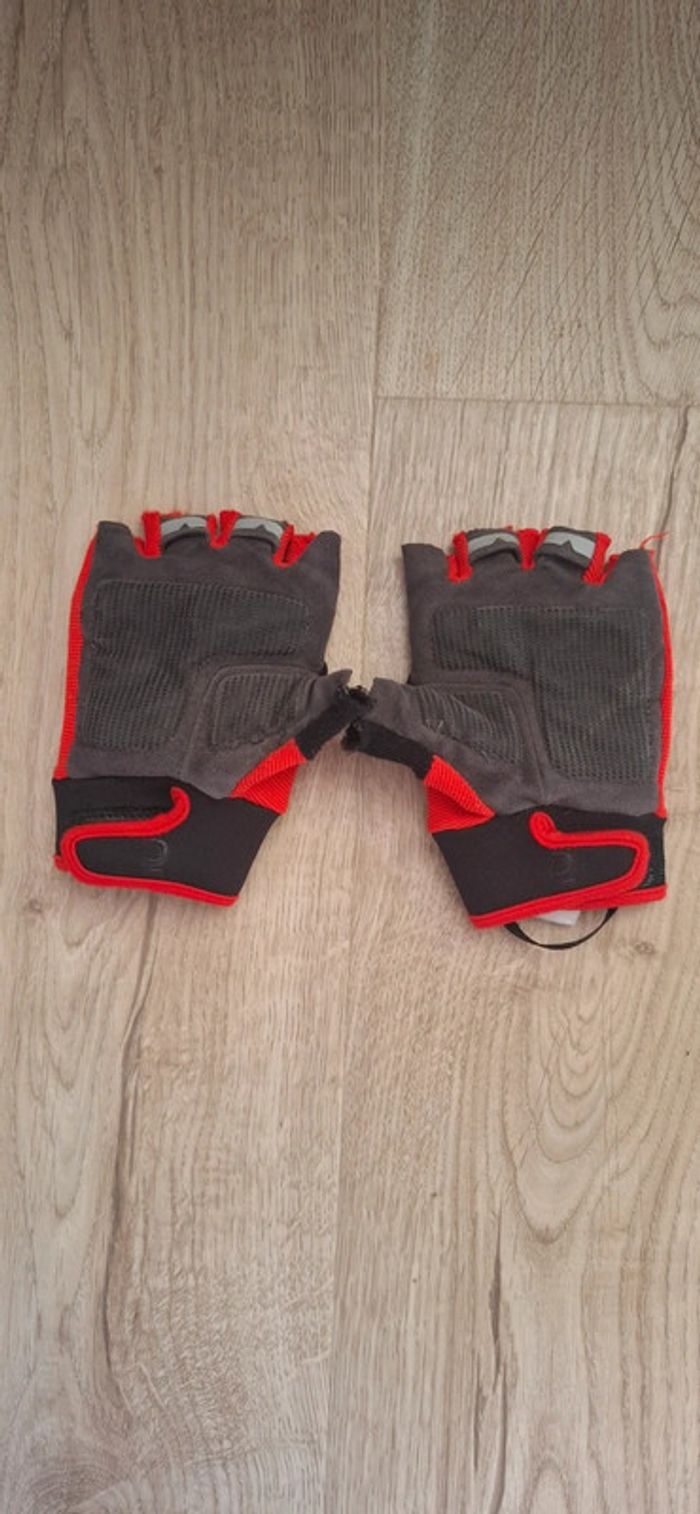 Gants de Vélo 10ans TBE - photo numéro 2