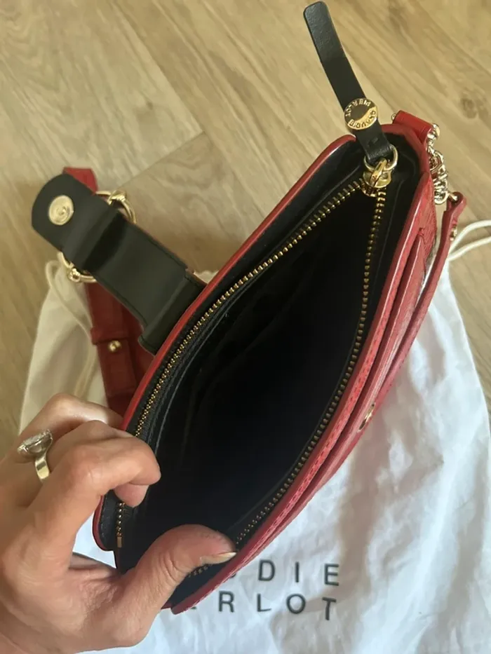 Claudie Pierlot, sac en cuir rouge avec dustbag État neuf - photo numéro 9
