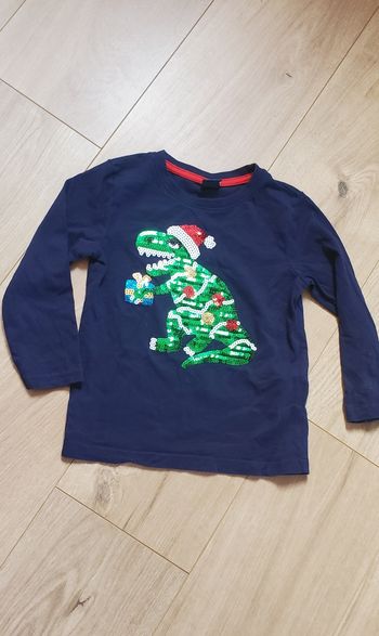 lot 4 ans : t-shirts manches courtes+ pyjamas-shorts