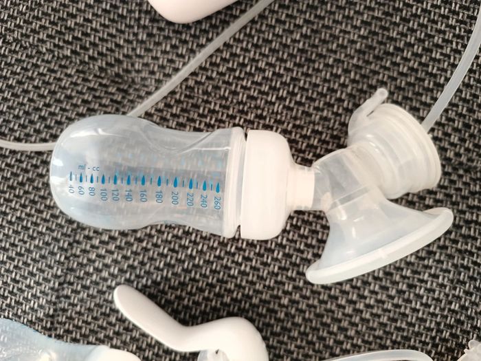 Tire lait électrique Philips avent + tire lait manuel - photo numéro 4