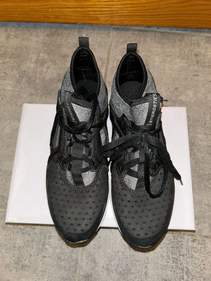 Basket grise et noir - photo numéro 3