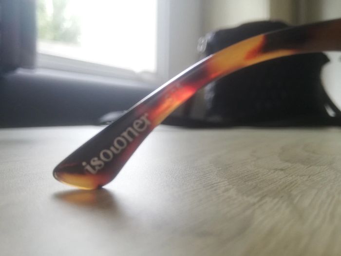 Paire de lunettes de soleil - photo numéro 5