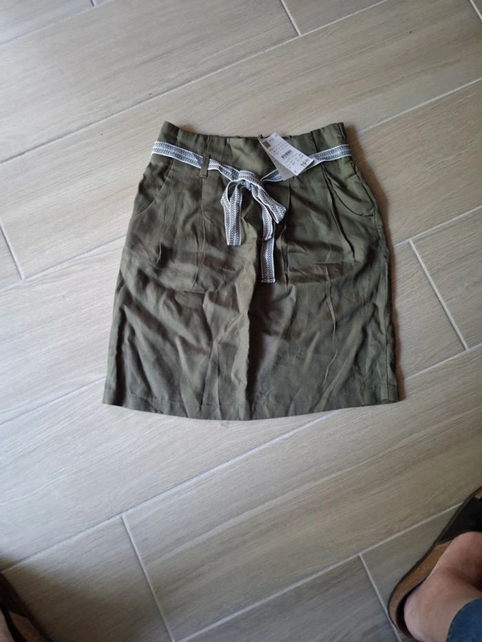 Jupe kaki camaieu taille 34