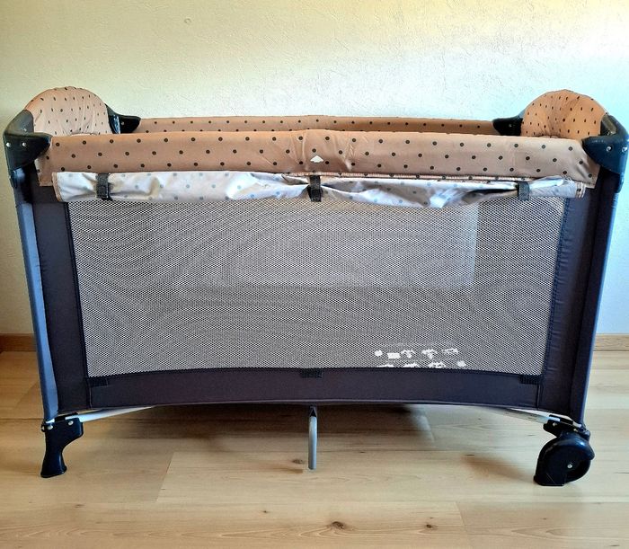 Lit parapluie bébé Aubert Concept 120x60 – Excellent état + housse de transport - photo numéro 2