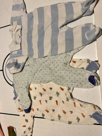 Lot de pyjamas
