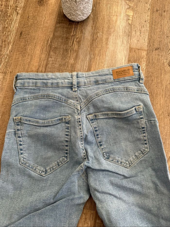 - Jeans Pull&bear - Taille 34 / XS - Bon état - photo numéro 2