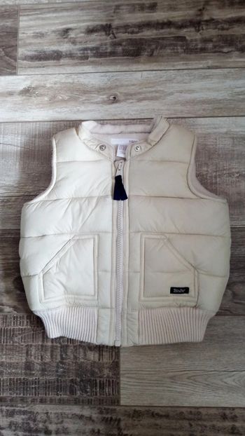 doudoune sans manches H&M taille 9/12 mois