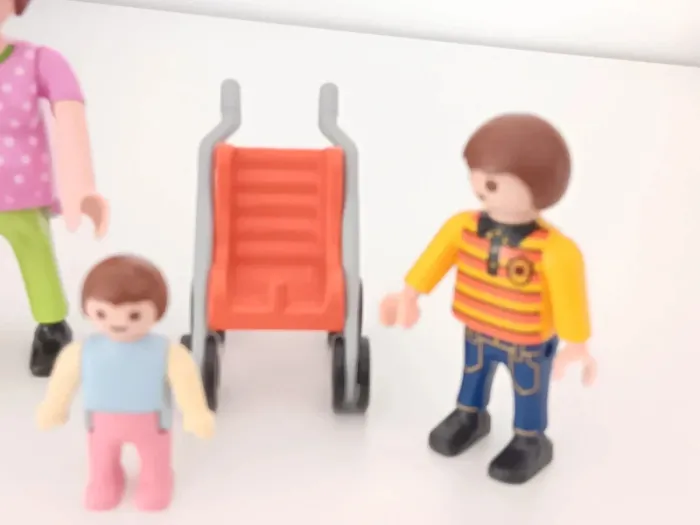 Femme enceinte avec enfants playmobil - photo numéro 6