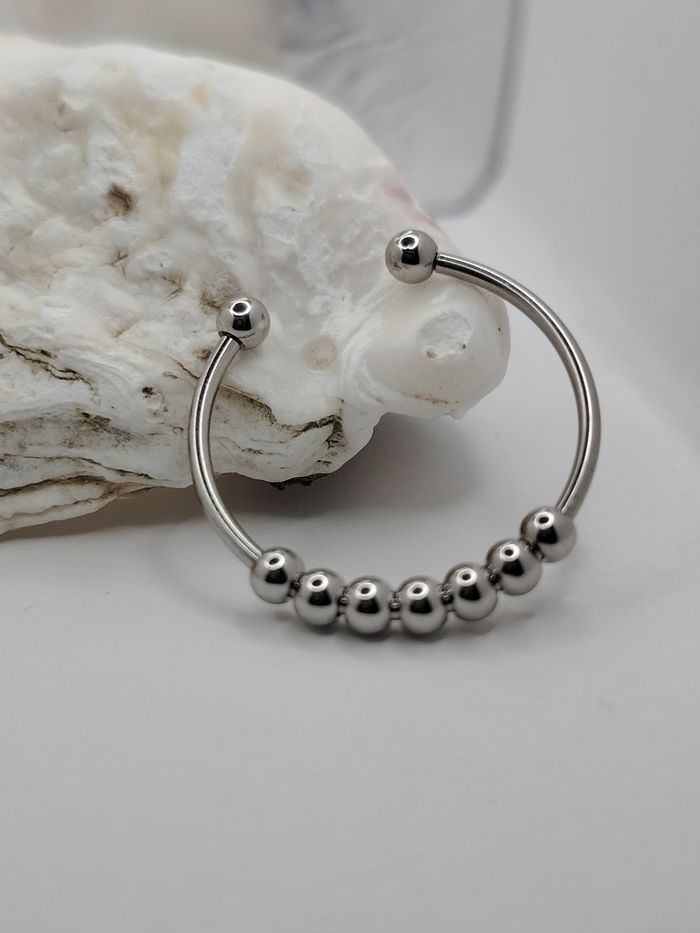 Bague anti-stress tournante en acier inoxydable – Spinner ring unisexe, soulage stress & anxiété 💍
