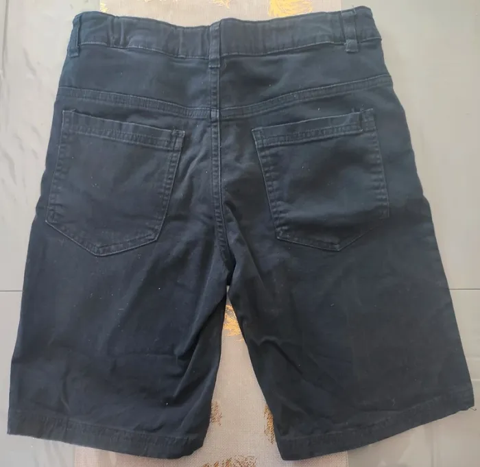 Short noir 13/14 ans - photo numéro 2