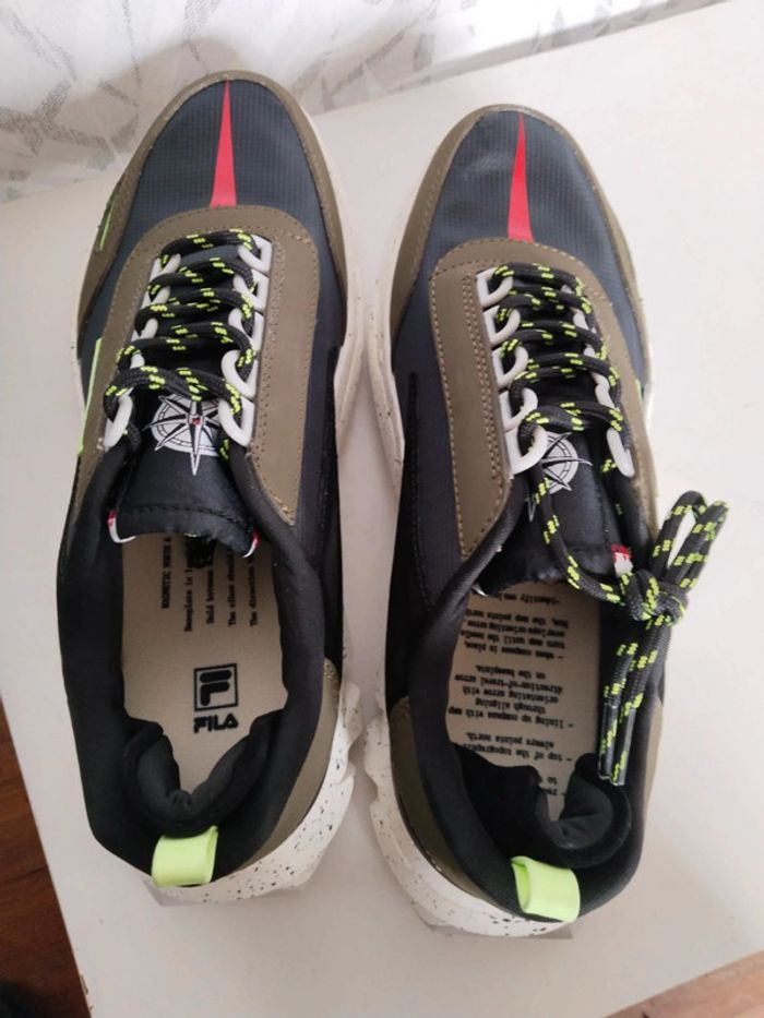 baskets sneakers FILA cuir homme neuves P 43 - photo numéro 6